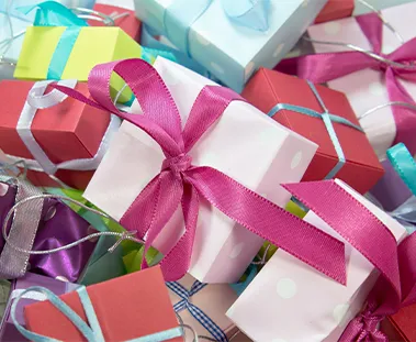 20 Birthday Gift Ideas for This Holiday Season (for your loved ones living abroad)